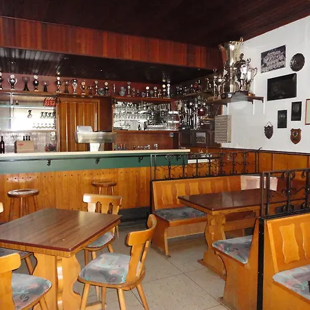 Zur Kringelwies Gasthuis 3*