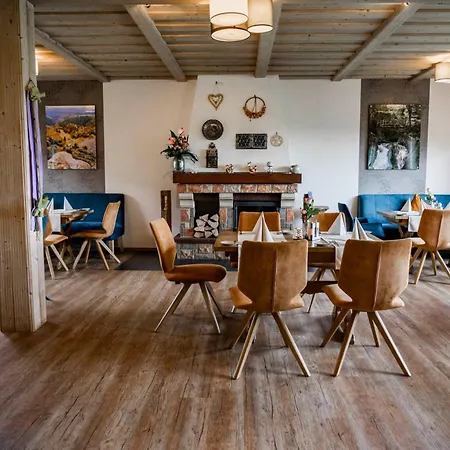 Zur Kringelwies 3* Masburg