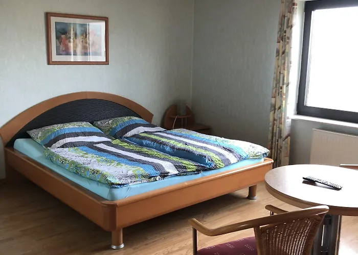 Zur Kringelwies בית הארחה Masburg