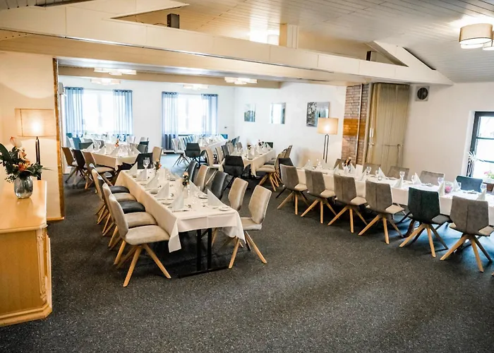 Zur Kringelwies בית הארחה Masburg